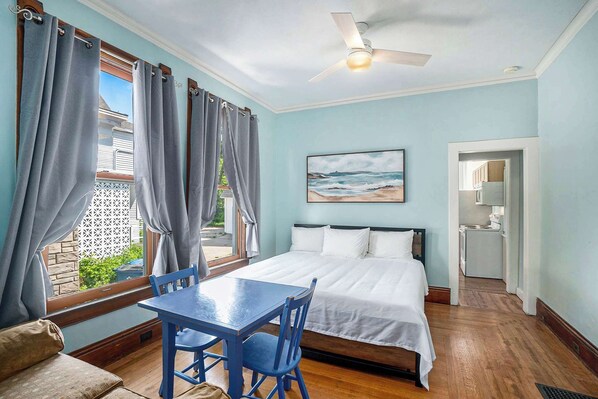 1 bedroom, WiFi, bed sheets