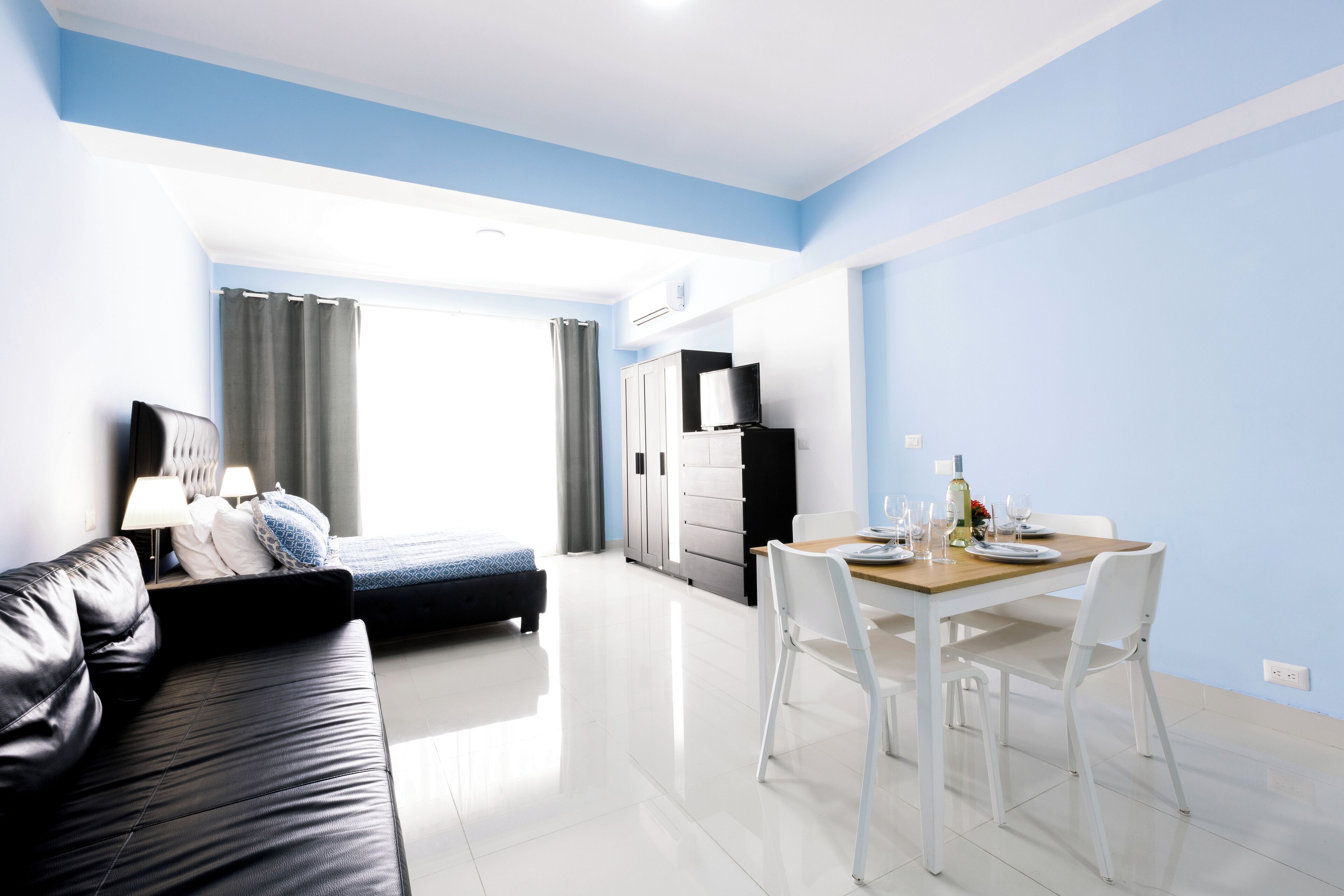 Photo - CARIBBEAN DELUXE Ducassi SUITES STUDIOS HOTEL ROOFTOP POOL Beach CLUB & SPA