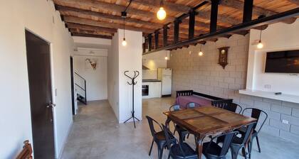 Vivisierras, Duplex of category Villa Carlos Paz downtown in front of the lake, 3 bedrooms.