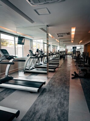 Fitness facility - Vitta Apt 3 min from Allianz, Pool, Parking & Wi-Fi (São Paulo)
