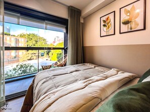 2 habitaciones, tabla de planchar con plancha, internet y ropa de cama 