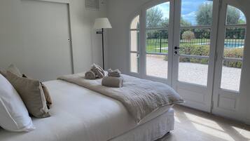 5 chambres, fer et planche Ă repasser, lit parapluie, Wi-Fi