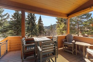 Stórt einbýlishús (2 Bedrooms) | Fyrir utan