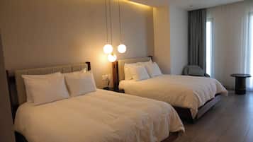 Luxury-Suite, 2 Queen-Betten | 1 Schlafzimmer, Zimmersafe, Bügeleisen/Bügelbrett, kostenloses WLAN