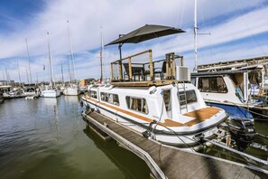 Marina - Nightboat Péniche (Bordeaux)