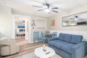 Smart TV - Cozy 1BR Walk to Beach | Wildwood Boardwalk Base (North Wildwood)