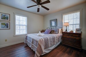 4 bedrooms, iron/ironing board, WiFi, bed sheets - The Lodge at Twin Creek, Rate Reduced (Mount Ida)