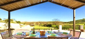 Outdoor dining - Casale del Mandorlo piscina - jacuzzi riscaldata (Ragusa)