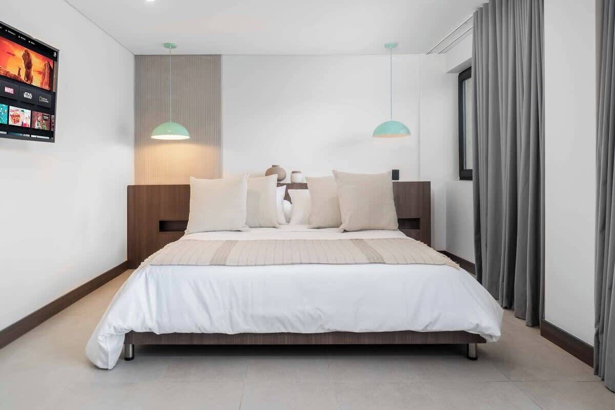 2 bedrooms, iron/ironing board, travel crib, WiFi