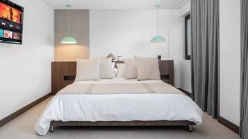 2 bedrooms, iron/ironing board, travel crib, WiFi