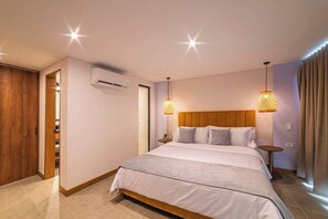 2 bedrooms, in-room safe, iron/ironing board, travel cot - E203 - Cool 2-bed with Fast WiFi, hot water, A/C (Cali)
