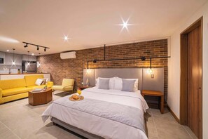 1 habitación y caja de seguridad en la habitación