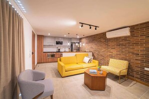 TV, offices