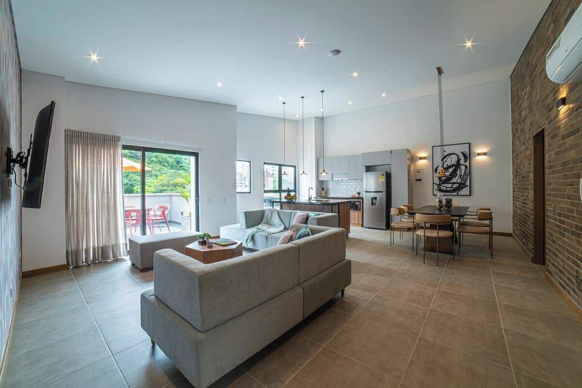 Télévision, espaces bureaux