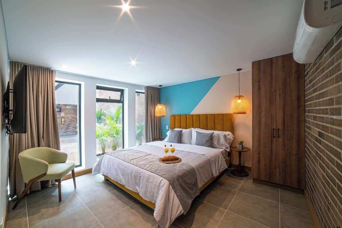 4 chambres, fer et planche à repasser, lit parapluie, Wi-Fi