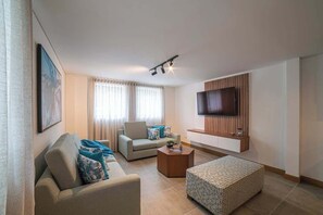 Televisión, oficina