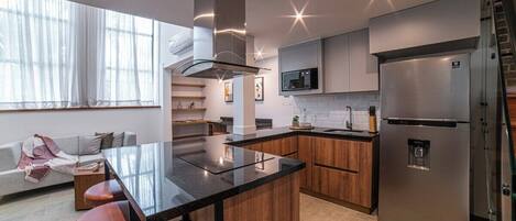 Fridge, microwave, oven, stovetop