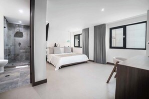 2 habitaciones, tabla de planchar con plancha, cuna de viaje y wifi 