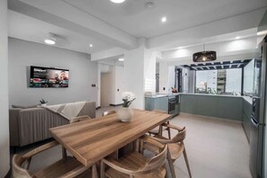 Dining - Hygge 701 - Amazing 2-Story Penthouse near Granada (Cali)