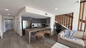 Apartment, Multiple Beds (Ocean Breeze 1C) | Interior - Ocean Breeze 1C (Panama City Beach)