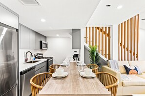 อพาร์ทเมนท์, หลายเตียง (Ocean Breeze 2C) | ภายใน