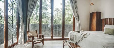 3 bedrooms, in-room safe, iron/ironing board, free WiFi