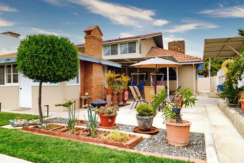 Lovely Casita, Quality Lodging by the Beach.