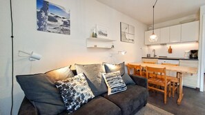 Living area - 130m from shops, 1st floor, tv, ski locker, 40m², Flaine (Flaine)