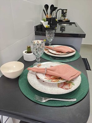 Comfort Studio Suite, City View | Private kitchen - LOFTS INDAIATUBA (Indaiatuba)