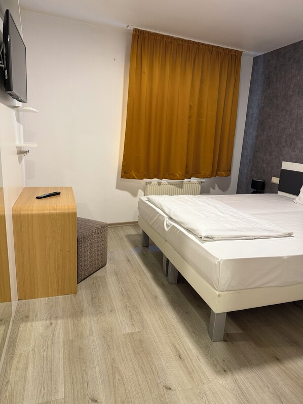 Free WiFi - Eurocity Hotel (Bruchkoebel)