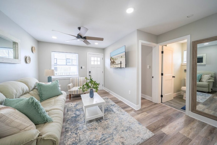 Walk To Beach 2br · Granite Kitchen · Family Condo - North Wildwood, NJ