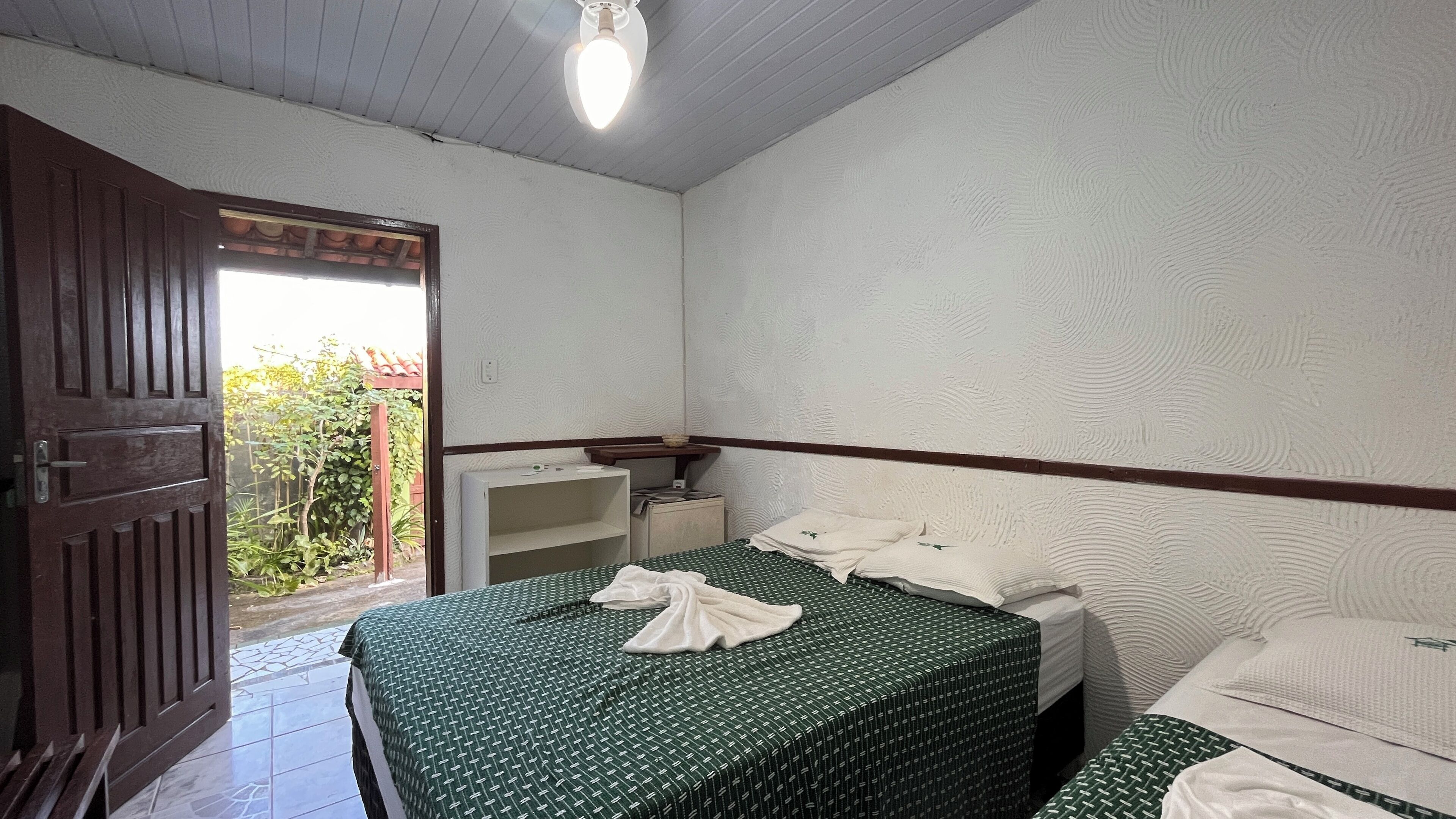 Comfort Room | Free WiFi