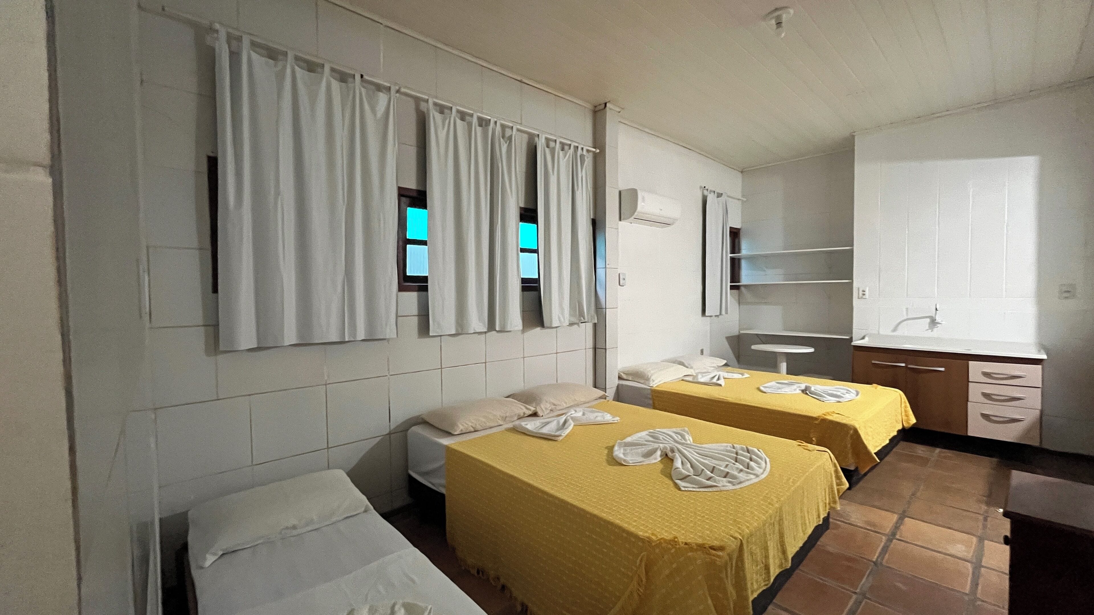 Comfort Room | Free WiFi