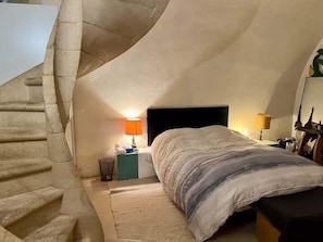 1 chambre, fer et planche à repasser, accès Internet, draps fournis
