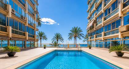 Cubo's Apartment Mayoral Front Line Marbella & Free Parking / beachfront / community pool / free wifi