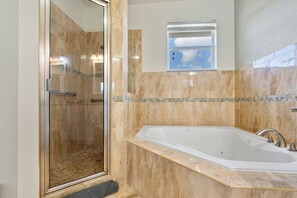 Shower, hair dryer, towels - Spacious open floor plan for today’s busy lifestyles. (Fort Lauderdale)