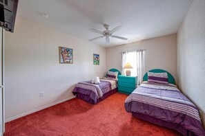 4 bedrooms, desk, iron/ironing board, travel cot