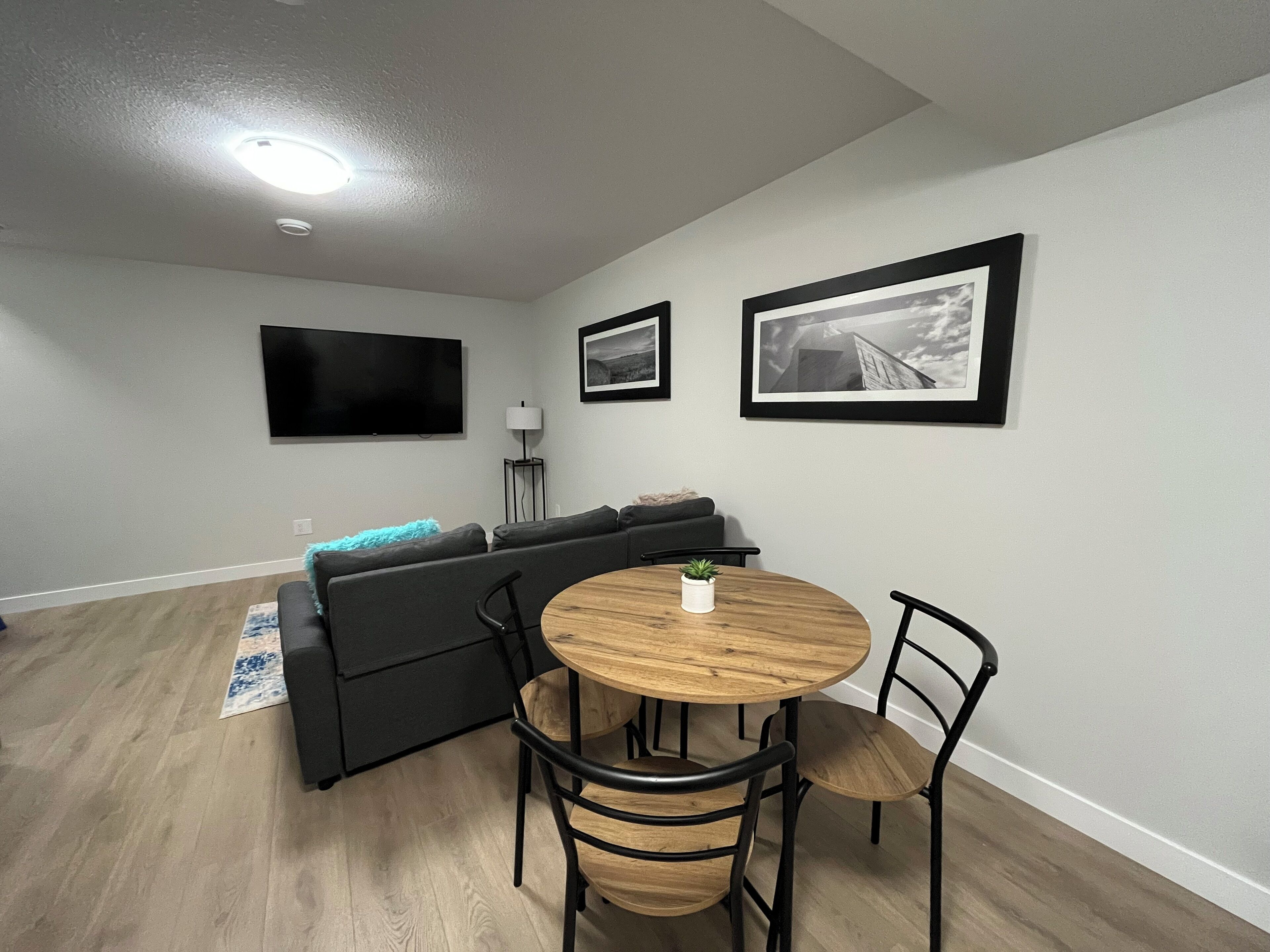 Cozy 1-bedroom Condo With Wifi, Ac In Amazing Regina - Regina