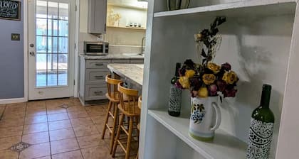 Fort Huachuca. Home with private Gym. Pet with fee