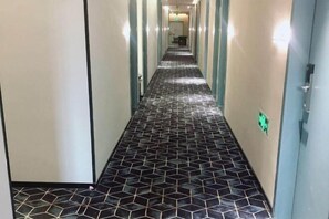 Interior - 100 Inn (Zhoupu Wanda) (Shanghai)