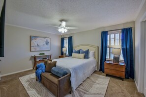 5 bedrooms, desk, iron/ironing board, WiFi