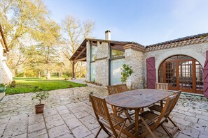 Restauration extérieure