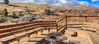 Glenrock Peaceful and Scenic Country Home