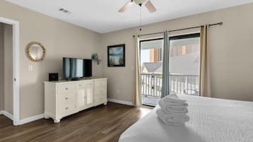 Appart'hÎtel, plusieurs lits, balcon, vue partielle sur l'océan (Southwinds I-14) | 2 chambres, décoration personnalisée, ameublement personnalisé