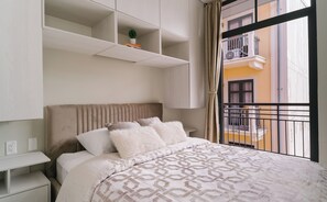 2 Schlafzimmer, Schreibtisch, Bügeleisen/Bügelbrett, kostenloses WLAN