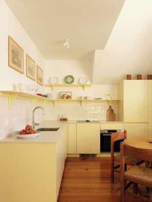 Private kitchen - Charming Apartment in the heart of Funchal (Funchal)