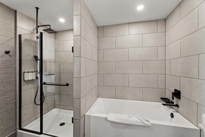 Grand Suite, Kitchen (1 King bed, Sofa Bed) | Bathroom | Rainfall showerhead, hair dryer, slippers, towels