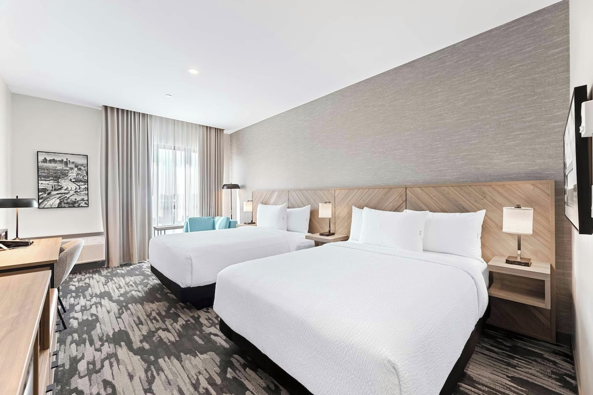 In-room safe, desk, laptop workspace, iron/ironing board