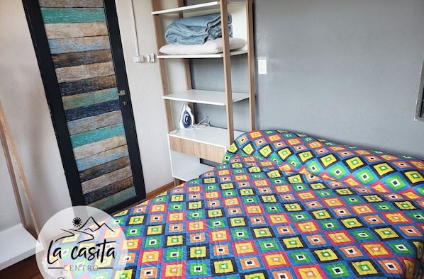 4 bedrooms, WiFi, bed sheets