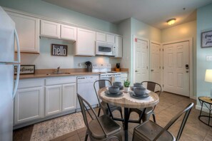 House (2 Bedrooms) | Interior - 2 Coasta Bahia Condos Mins to the Beach + Pool & Golf Cart Zone (Port Aransas)